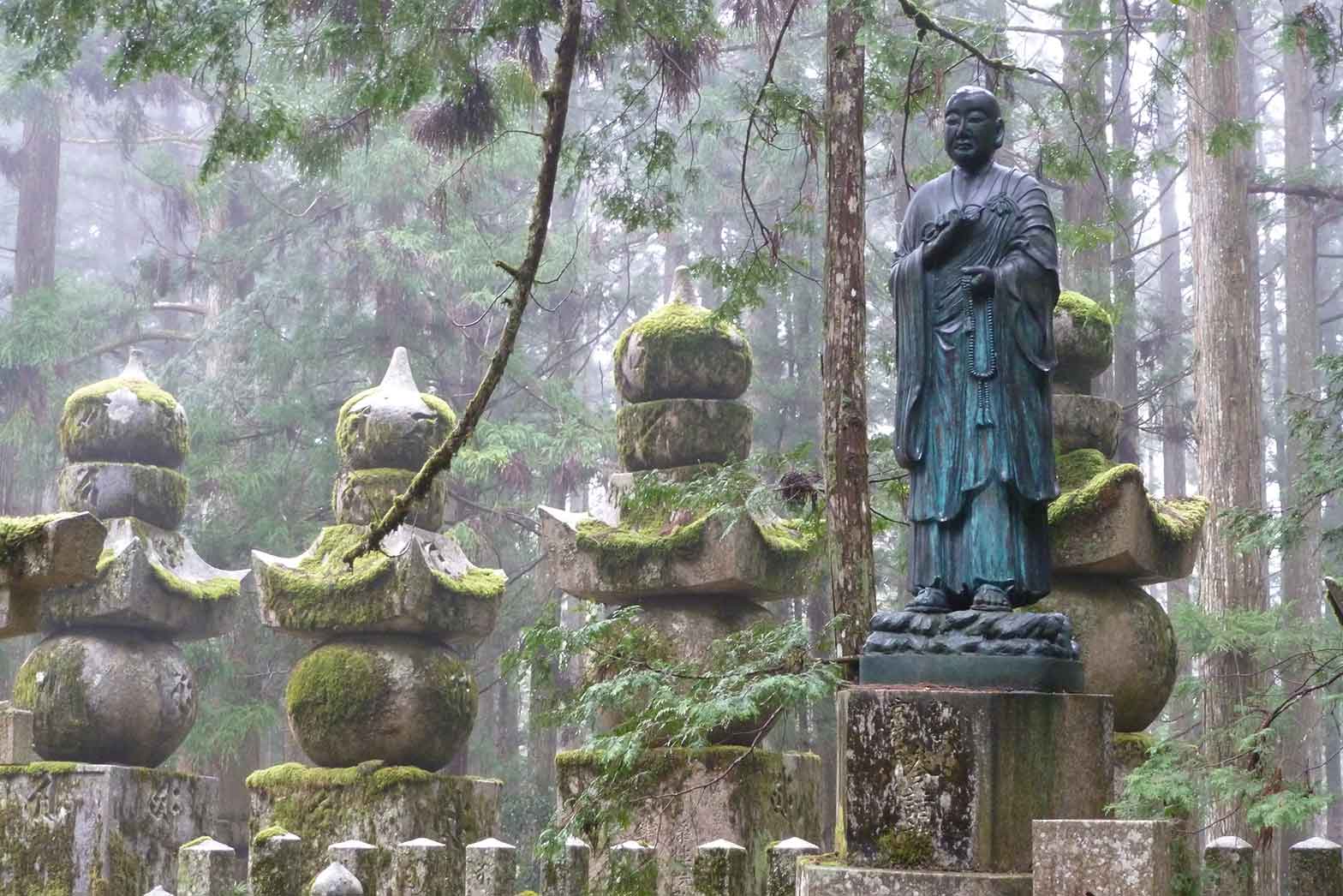 Cemetery Koyasan, Japan